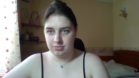 Snapshot of hess_luna_ chatting on May 2026 09:05:01 AM hess_luna_ online show from May 2026 09:05:01 AM