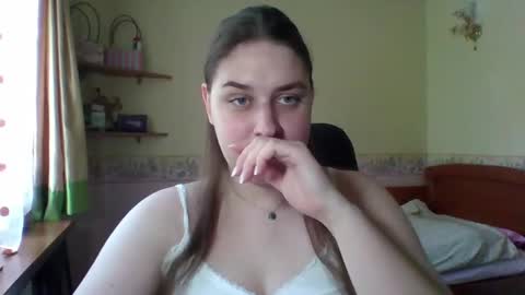 Snapshot of hess_luna_ chatting on May 2026 09:04:01 AM hess_luna_ online show from May 2026 09:04:01 AM