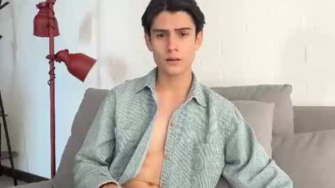 hey_cesard online show from July 2026 07:51:02 PM