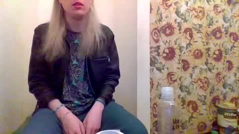 hey_mikky online show from March 2025 09:34:02 AM