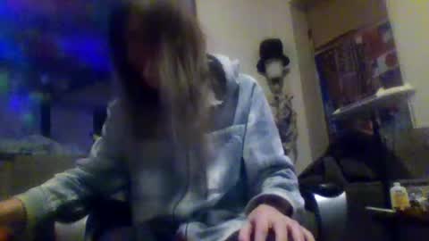 hey_mikky online show from April 2026 06:51:01 AM