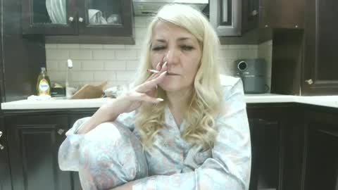 Snapshot of heyheygrey chatting on July 2026 12:01:01 AM Heyheygrey online show from July 2026 12:01:01 AM