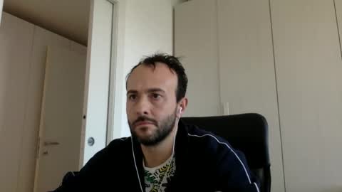 Snapshot of hhombre chatting on November 2025 09:56:02 AM hhombre online show from November 2025 09:56:02 AM