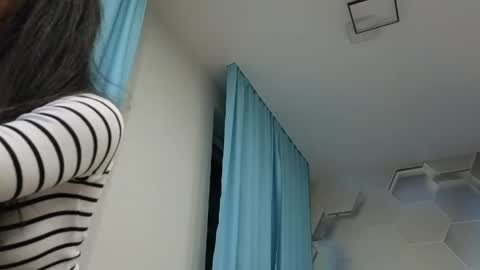 HIHIKA online show from April 2026 06:34:01 PM