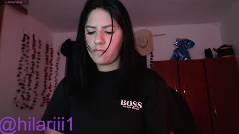 hilaril18 online show from April 2026 07:05:02 PM