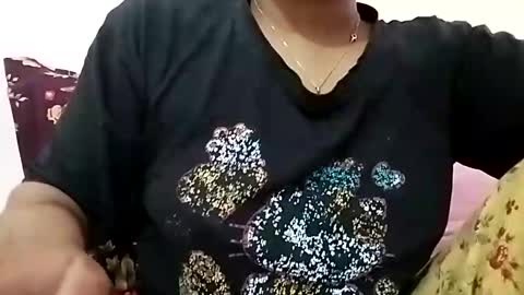 himuhimu22 online show from April 2026 06:46:01 AM