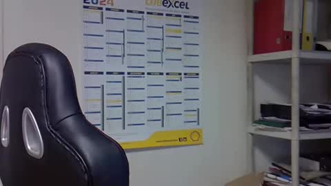 hippo online show from December 2024 03:55:01 PM