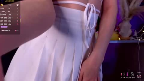 Ella online show from March 2026 06:57:02 PM