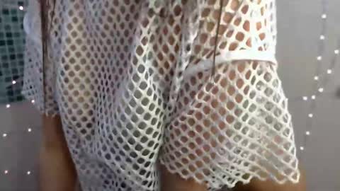 Snapshot of hitomi_itoo chatting on April 2026 09:40:01 AM Hitomi online show from April 2026 09:40:01 AM