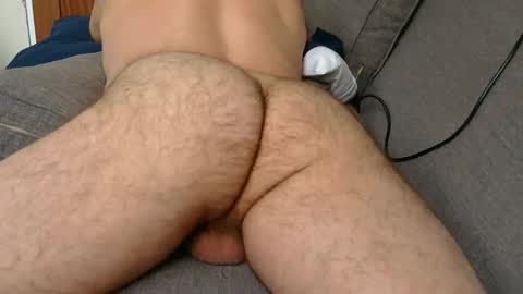 hockeyjock17 online show from April 2026 05:32:02 PM