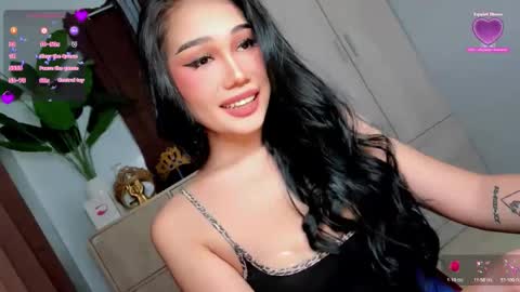 Snapshot of holly_preciousxx chatting on May 2026 11:33:01 PM Hi Im Precious online show from May 2026 11:33:01 PM