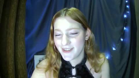 Snapshot of hollydolly07 chatting on February 2026 02:31:02 PM hollydolly07 online show from February 2026 02:31:02 PM