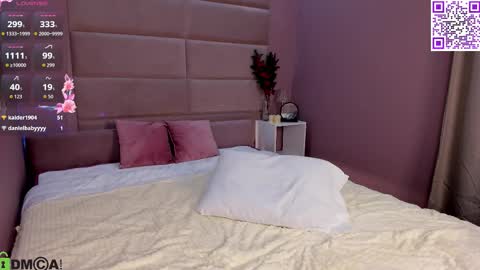 Holly online show from February 2026 01:42:02 AM