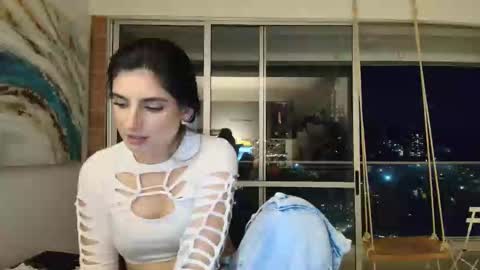 hollyshit_ online show from March 2026 11:56:02 PM