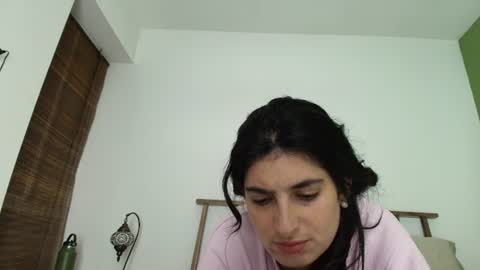 hollyshit_ online show from July 2026 12:52:02 AM