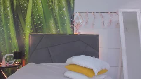 HollyTaillor online show from February 2026 06:06:02 AM