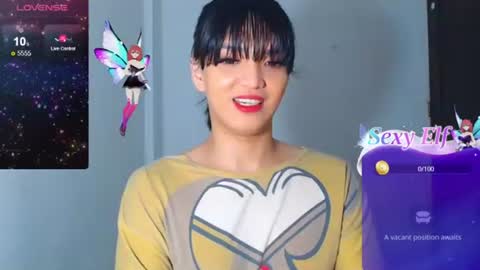Snapshot of hollywoodbitch chatting on July 2026 06:59:01 PM Isabella Marie online show from July 2026 06:59:01 PM
