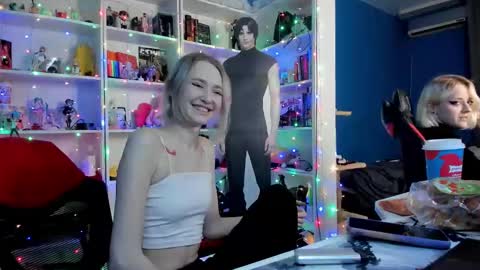 Snapshot of holy_rumi chatting on December 2025 11:08:01 AM Rumi online show from December 2025 11:08:01 AM