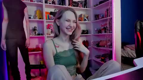 Snapshot of holy_rumi chatting on January 2026 11:03:01 AM Rumi online show from January 2026 11:03:01 AM