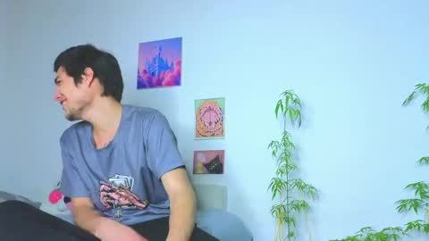      online show from March 2026 03:32:01 AM