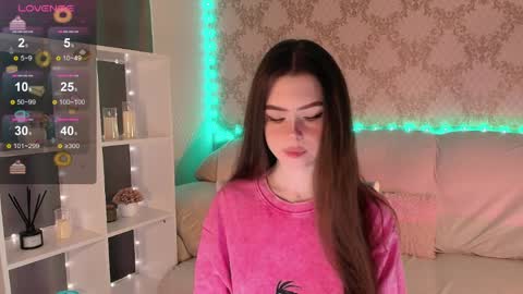 Mia online show from April 2026 03:55:01 AM