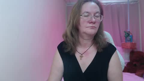 holymilfa online show from April 2026 12:24:01 PM