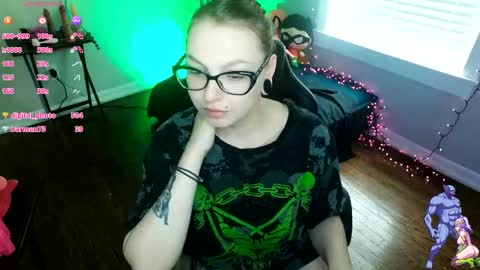 Viktoria online show from April 2026 05:36:01 PM