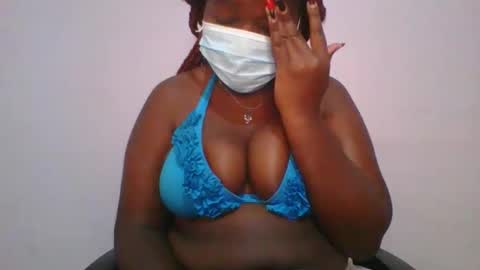 honey_beb online show from September 2025 06:06:01 AM