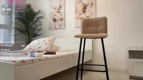 Mia online show from April 2026 07:45:01 AM