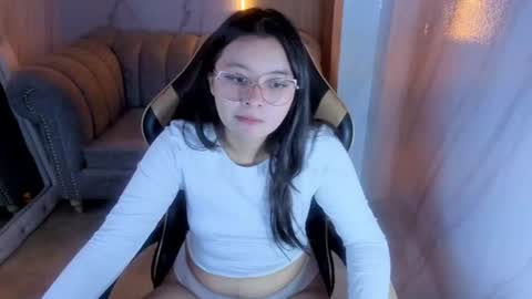 Snapshot of honeydoll_tf chatting on June 2026 12:52:02 PM honeydoll_tf online show from June 2026 12:52:02 PM