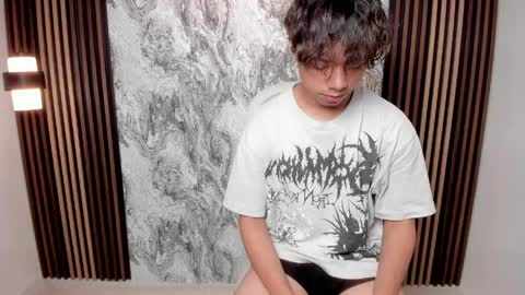 honeymoon_sariel online show from April 2026 01:24:01 PM