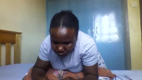 Honeymuny online show from November 2025 07:40:02 AM