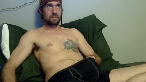 hoodedcricket online show from April 2026 09:48:01 PM