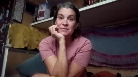 hoodoou online show from May 2026 04:41:01 AM
