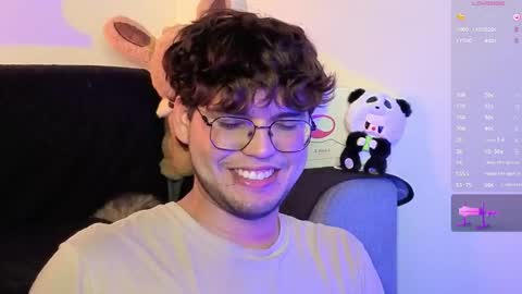 Snapshot of hornsgoat_ chatting on April 2026 10:49:01 PM Eduardo online show from April 2026 10:49:01 PM