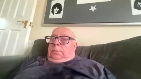 Snapshot of horny_147 chatting on May 2026 02:36:01 PM Cum suck Me off online show from May 2026 02:36:01 PM