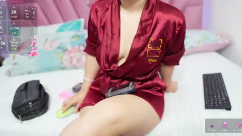 Snapshot of hornybarelylegalgirl chatting on July 2026 11:57:02 AM Khloe online show from July 2026 11:57:02 AM