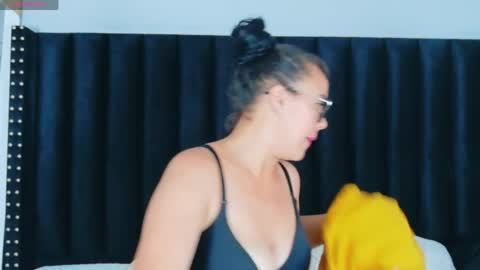 Natasha  online show from April 2026 06:10:01 PM