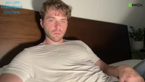 Edward aka Wolf online show from July 2026 10:25:01 PM