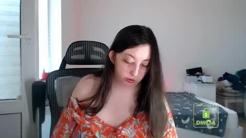 Snapshot of hot_and_pretty chatting on May 2026 03:20:02 PM Lila online show from May 2026 03:20:02 PM