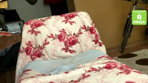 Senpai online show from April 2026 11:41:02 AM