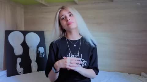 hot_kittie_hot online show from June 2026 09:57:02 AM