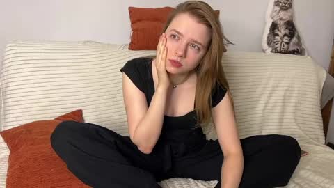 Sara and Sam online show from March 2026 08:19:02 PM