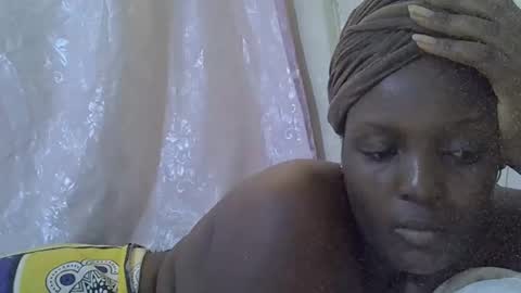 RAYLAH online show from April 2026 08:04:02 AM