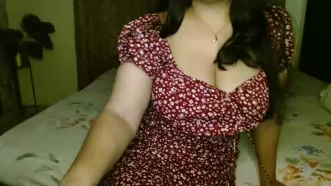 Snapshot of hoteliza6 chatting on February 2026 07:32:02 PM Eliza i dont show face in any show online show from February 2026 07:32:02 PM