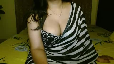 Snapshot of hoteliza6 chatting on February 2026 09:14:02 PM Eliza i dont show face in any show online show from February 2026 09:14:02 PM