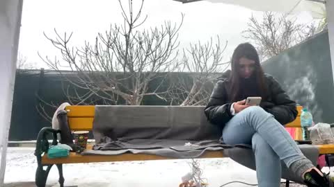 Anna online show from February 2025 09:59:02 AM