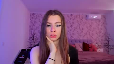 Snapshot of hotmolly_ chatting on June 2026 09:46:02 AM hotmolly_ online show from June 2026 09:46:02 AM