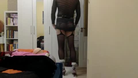 hotnylonboy online show from June 2026 09:14:01 PM