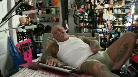 Snapshot of hotstuff775616 chatting on June 2026 03:58:02 AM hotstuff775616 online show from June 2026 03:58:02 AM